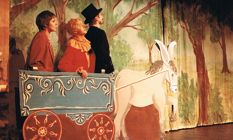 Docht (Sylvia Siegrist), Pinocchio (Irene Fritschi), Kutscher (Ernst Jenni) Sylvia Siegrist Docht, Irene Fritschi Pinocchio, Ernst Jenni Kutscher